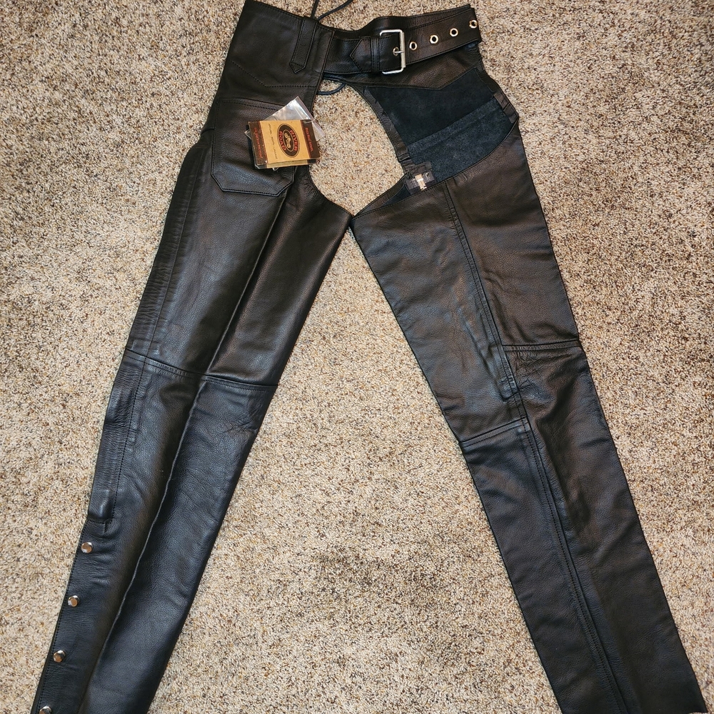 Genuine Leather River Road Black Riding Chaps Size Small
